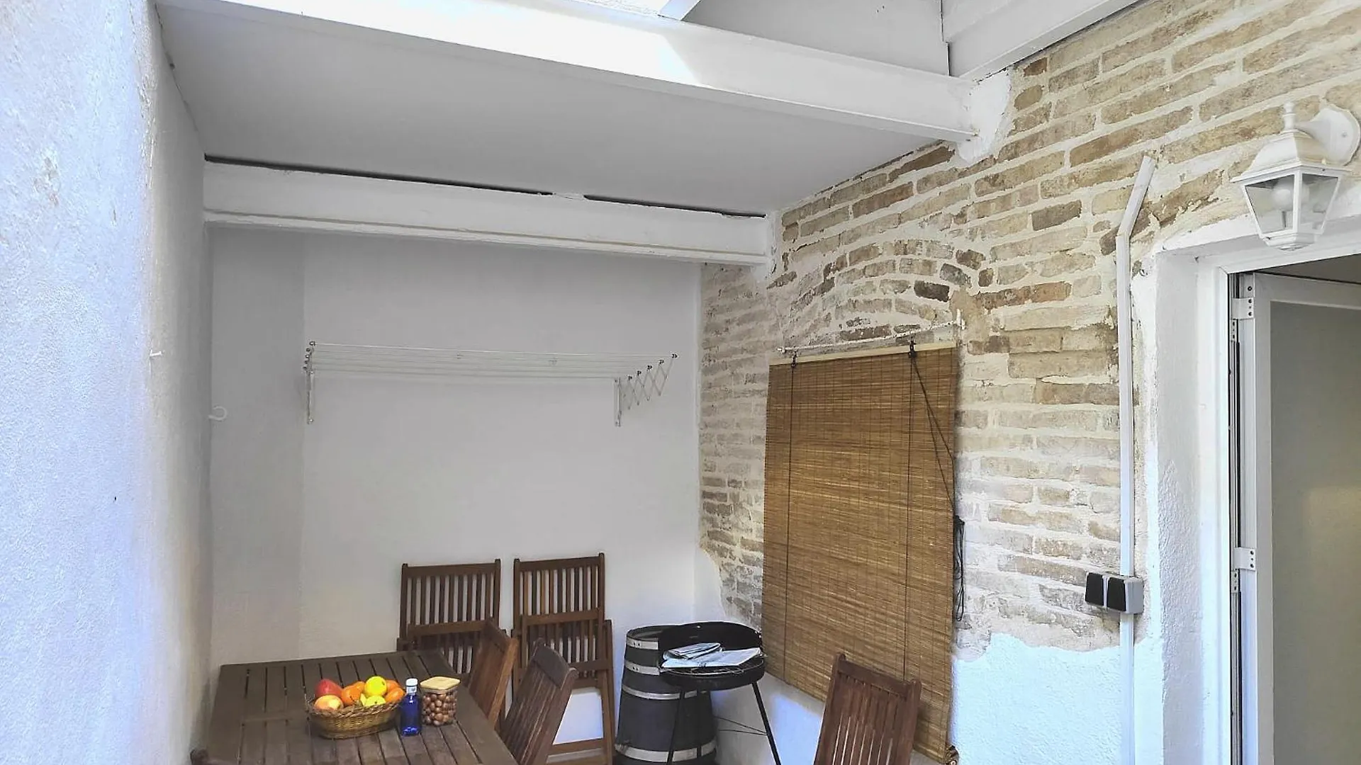 Piso Rustico Con Patio Cerca Del Puerto Apartment L'Ampolla